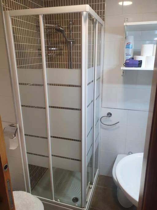 2F, Aire Acondic, 80M2, 2 Dormitorios, 4 Huespedes, Wifi Gratis La Línea de la Concepción 외부 사진