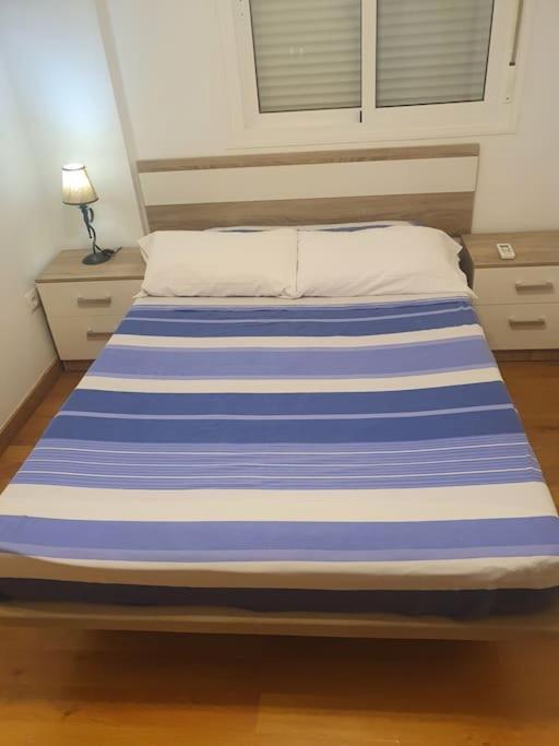 2F, Aire Acondic, 80M2, 2 Dormitorios, 4 Huespedes, Wifi Gratis La Línea de la Concepción 외부 사진
