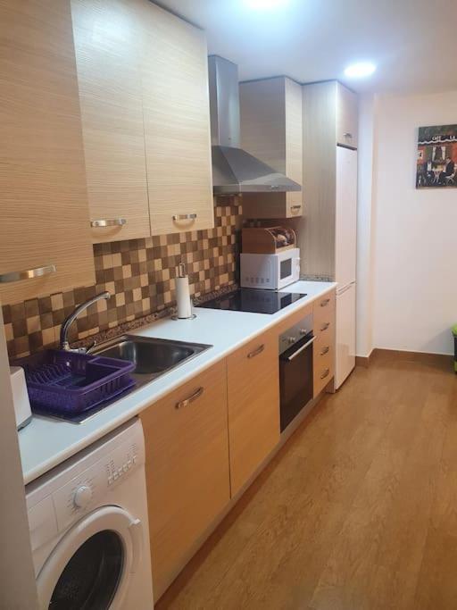 2F, Aire Acondic, 80M2, 2 Dormitorios, 4 Huespedes, Wifi Gratis La Línea de la Concepción 외부 사진